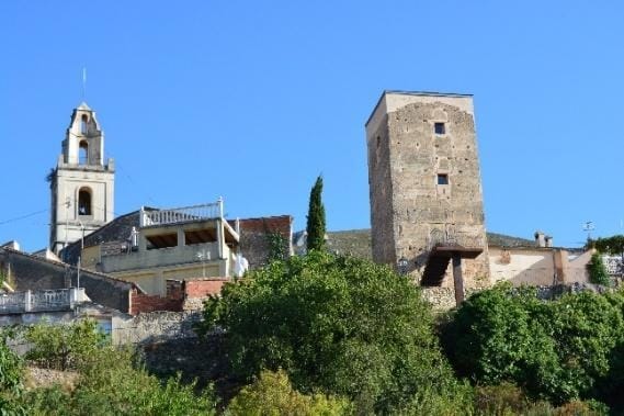 De la Torre a la Caseta de la Neu: Almudaina i la seua serra
